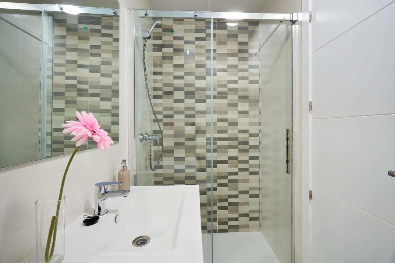 מאלגה Malaguetabeach Apartment מראה חיצוני תמונה